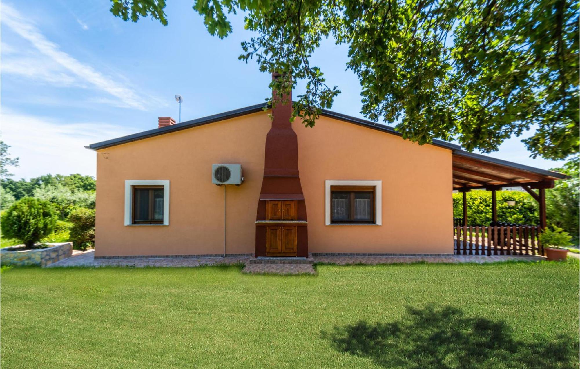 Amazing Apartment In Krnica With Kitchen Εξωτερικό φωτογραφία